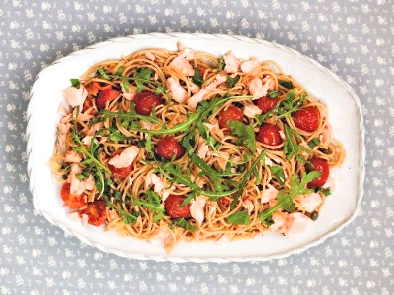 Mediterranean Salmon & Spaghetti